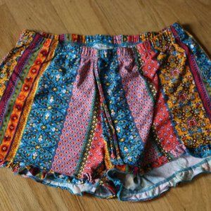 Women's M Boho Shorts